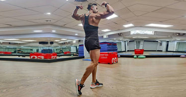 הכל קשור לנעליים מאת: אמיר חמידולין