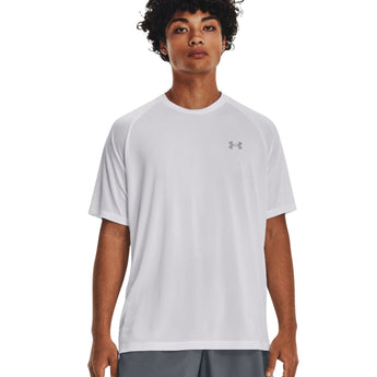 Under Armour UA Tech חולצת ספורט לגברים בצבע לבן מנדפת זיעה