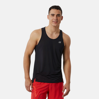 גופיית ריצה לגברים צבע שחור ניו באלאנס New Balance Accelerate Singlet