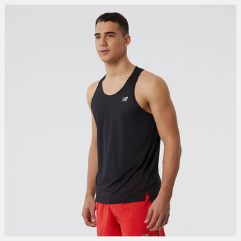 גופיית ריצה לגברים צבע שחור ניו באלאנס New Balance Accelerate Singlet