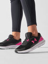 Under Armour UA W Surge 3 נעלי ספורט נשים ריצה אנדר ארמור צבע שחור וורוד
